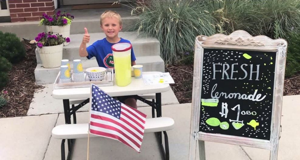 After dad's death, 6-year-old Colorado boy sells lemonade to pay to take mom on date