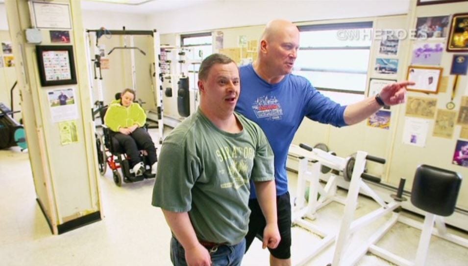 Powerlifter Dedicates His Life to Training People with Disabilities at 'Warriors on Wheels' Gym