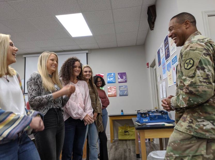 Kindergartners wrote letters to a lonely soldier while he was in Iraq - 13 years later, he came to surprise them