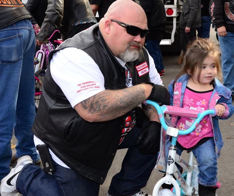 Hells Angels in Fresno buy every single bike at Walmart to give to less ...