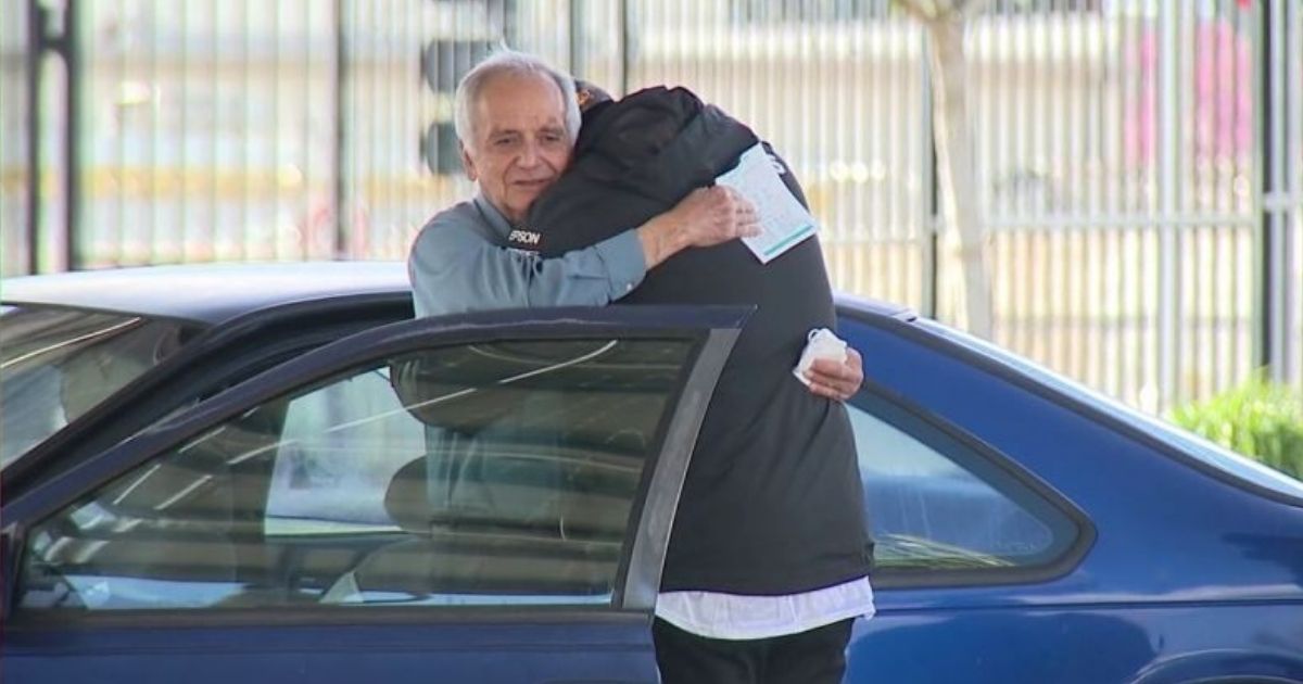 Former student raises $27k for substitute teacher after finding out he was homeless & sleeping in his car.