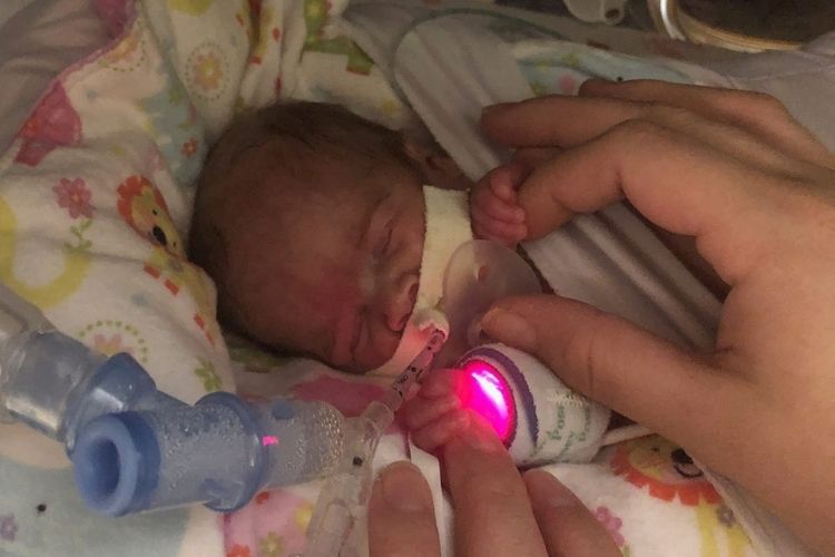 2-year-old girl finally leaves hospital with her parents after spending entire life in NICU.