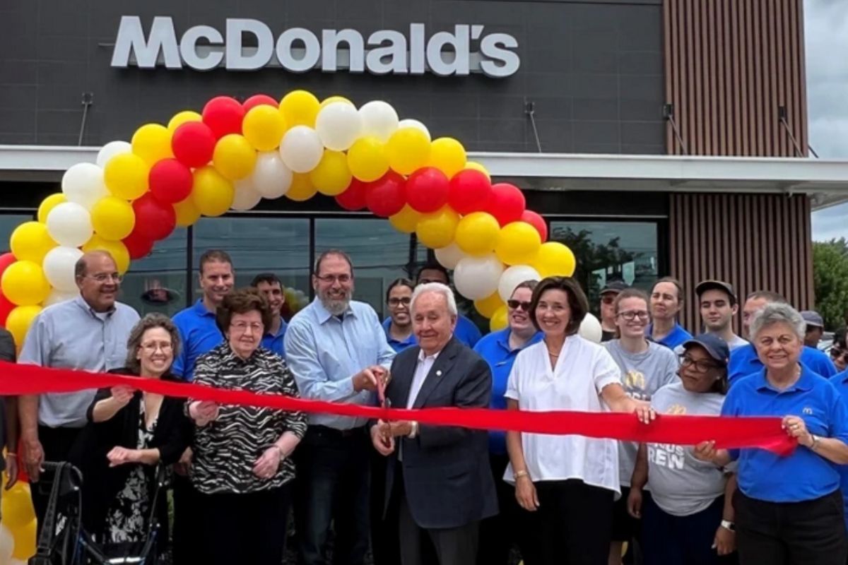 90-year-old McDonald's owner had to close for renovations, but kept paying his employees for 3 months. (Tony Philiou / McDonald's)
