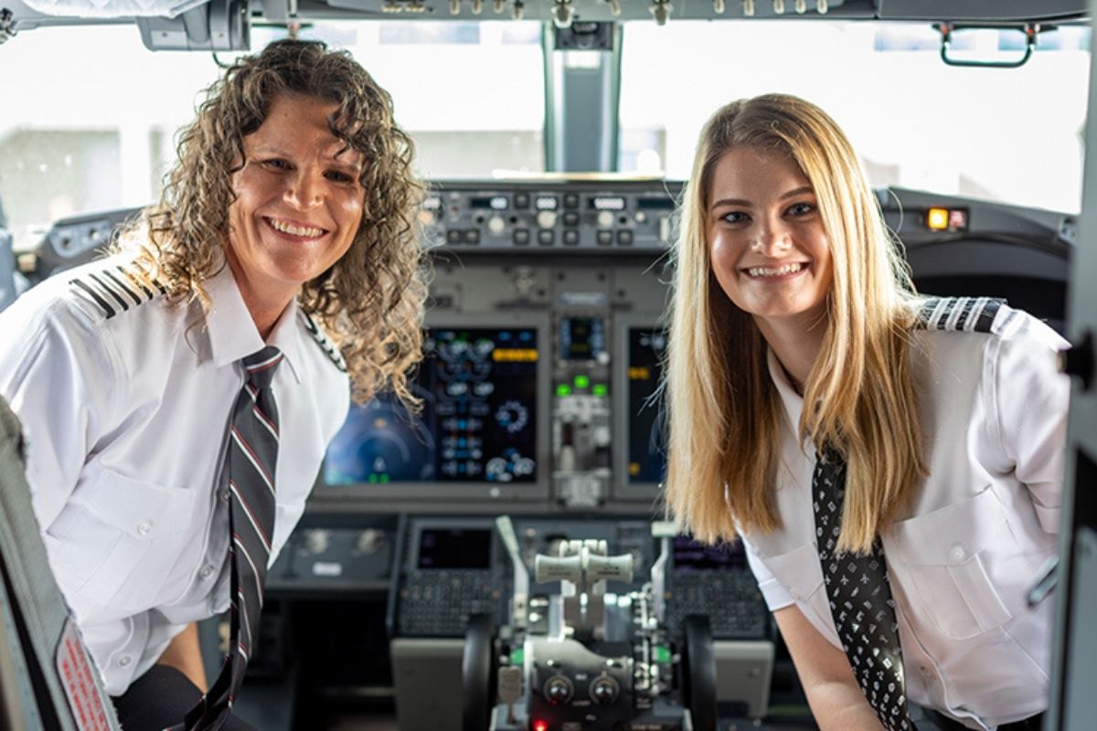 Mother & daughter team up to fly commercial airplanes together - "a dream come true" (Southwest Airlines Co. | Schelly Stone)