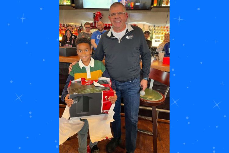 8-year-old boy, who applied for dishwashing job to buy an XBOX, gets huge surprise from company. (Drake's Kitchen)